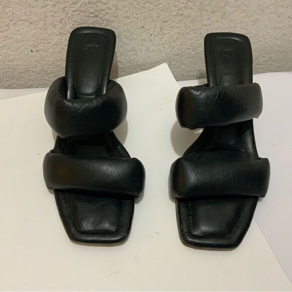 H&M  Puffy Leather Slide Sandals  Black low heels 39 - Picture 3 of 8